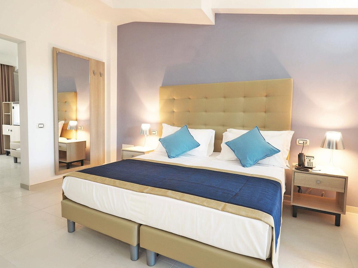 Tui Blue Tropea Hotel Santa Domenica  Eksteriør billede